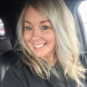 Meet your Posher, Sara